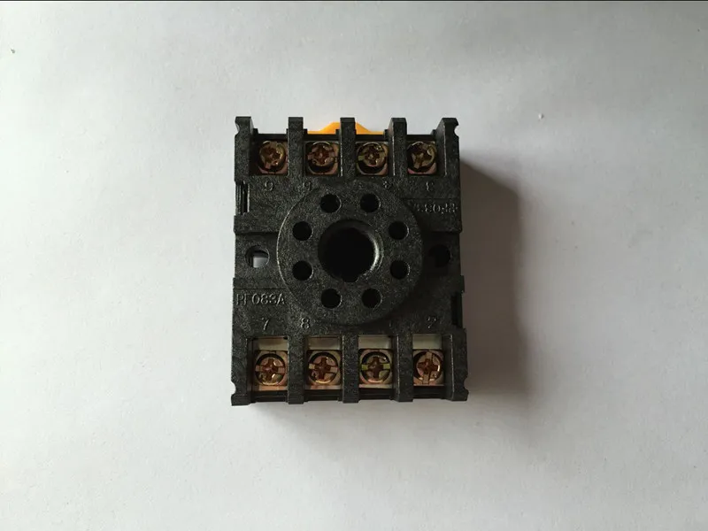 1 шт. PF083A 8 pin основание релейного разъема для DH48S ST3P AH3-3 MK2P JTX-2C
1 шт. PF083A 8 pin основание релейного разъема для DH48S ST3P AH3-3 MK2P JTX-2C