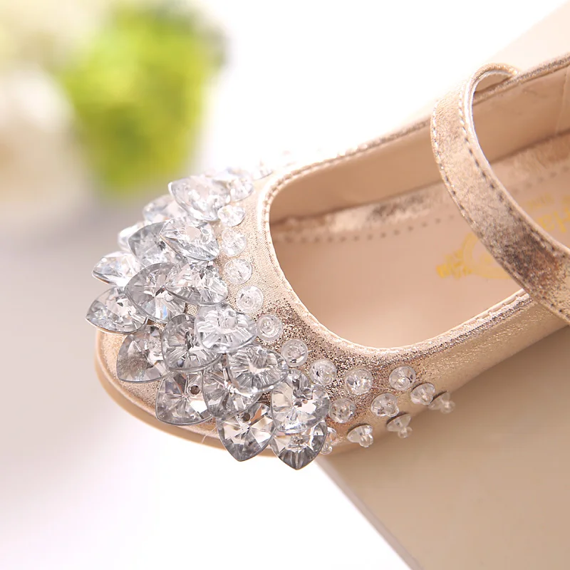 QGXSSHI Girls Shoes 2019 Autumn Fashion Mini PU Leather Children Shoes Glass Slipper Princess Kids Shoes
QGXSSHI Girls Shoes 2019 Autumn Fashion Mini PU Leather Children Shoes Glass Slipper Princess Kids Shoes