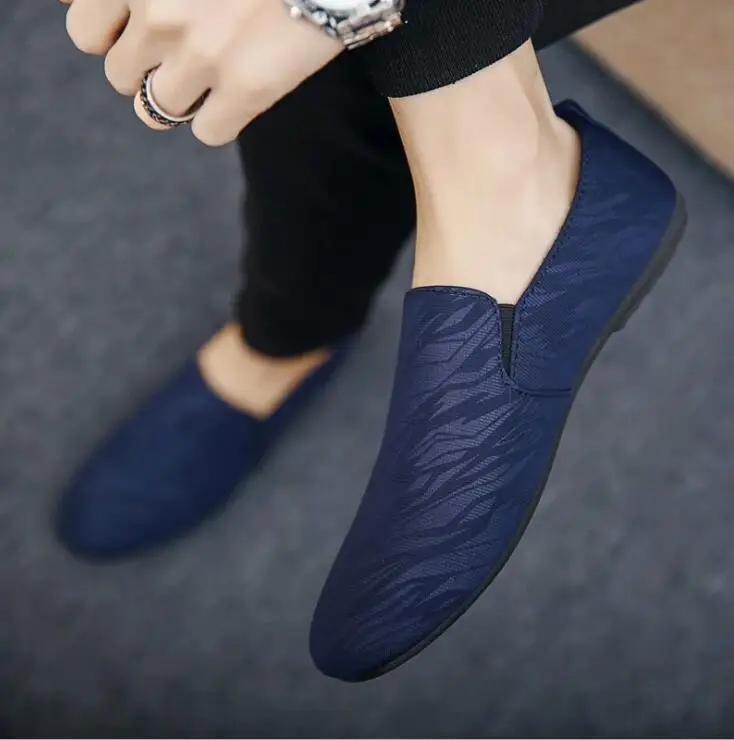 Fashion British Style Men Casual Shoes Soft Comfortable Loafers Male Sneakers Black Driving lazy shoe buty meskie
Fashion British Style Men Casual Shoes Soft Comfortable Loafers Male Sneakers Black Driving lazy shoe buty meskie