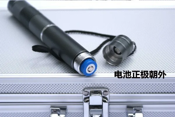 Super Powerful! Military 200W 200000M 450nm Blue laser pointer Flashlight Light Burn match candle lit cigarette wicked Hunting
Super Powerful! Military 200W 200000M 450nm Blue laser pointer Flashlight Light Burn match candle lit cigarette wicked Hunting