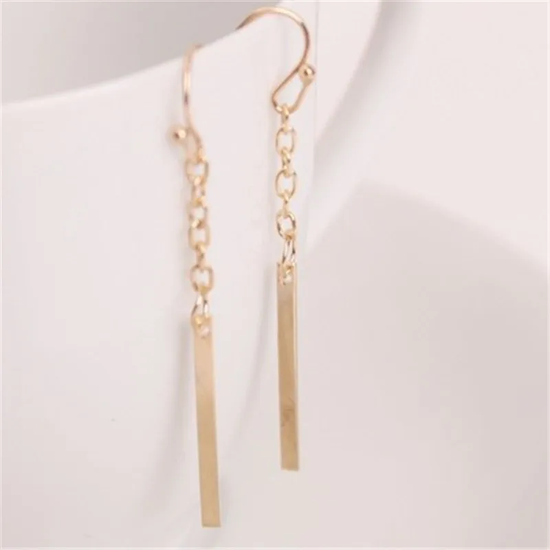 100 pair Minimalist Style Long Chain Earrings for Women Jewelry Metal Chain Earring Simple Dangle Earrings
100 pair Minimalist Style Long Chain Earrings for Women Jewelry Metal Chain Earring Simple Dangle Earrings