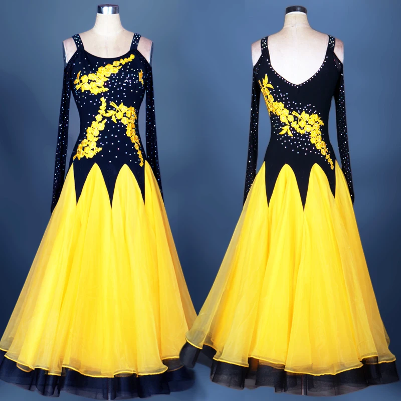 Lady Modern Dance Dress Ballroom Big Pendant Dress Long Sleeve Hand Made Diamond Dancing Dress Girls Competition Costumes D-0142
Lady Modern Dance Dress Ballroom Big Pendant Dress Long Sleeve Hand Made Diamond Dancing Dress Girls Competition Costumes D-0142
