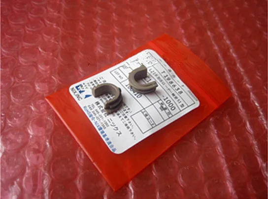 GiMerLotPy pressure roller bushing For HP 1536 P1102 1566 1606 1108 1213 1216 1218 1106 1132 1136 M1132 M1136 p1536 P1566 p1606
GiMerLotPy pressure roller bushing For HP 1536 P1102 1566 1606 1108 1213 1216 1218 1106 1132 1136 M1132 M1136 p1536 P1566 p1606