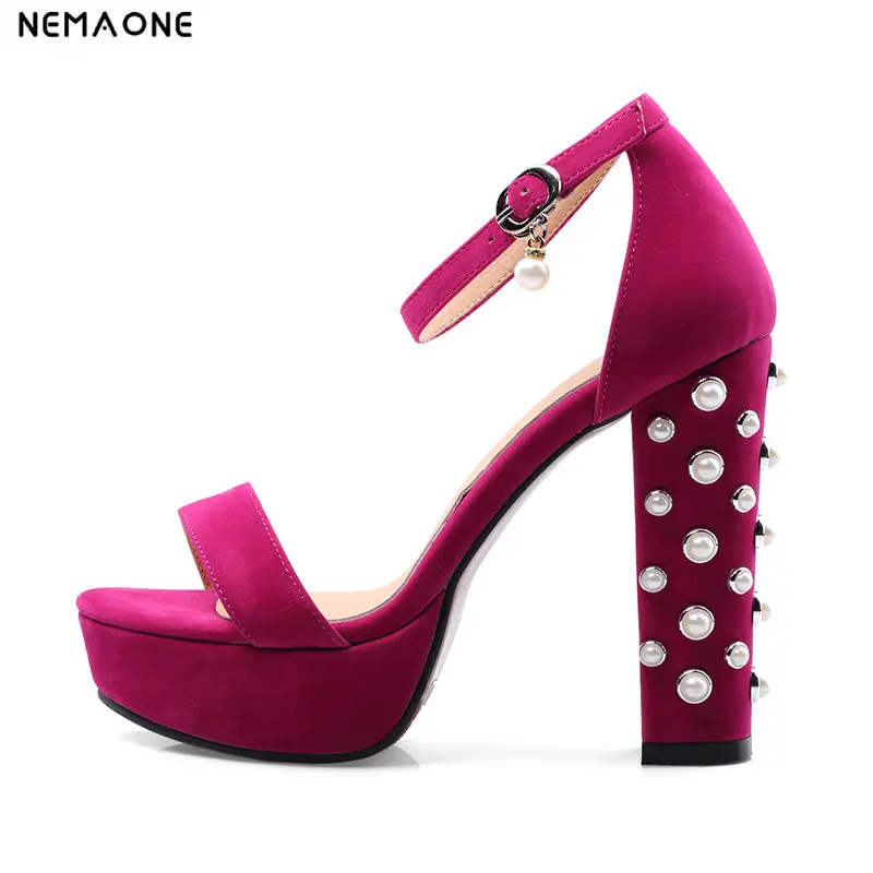 fanyuan High heels sandals woman Summer rivets shoes woman ankle strap women sandals large size 32-46
fanyuan High heels sandals woman Summer rivets shoes woman ankle strap women sandals large size 32-46