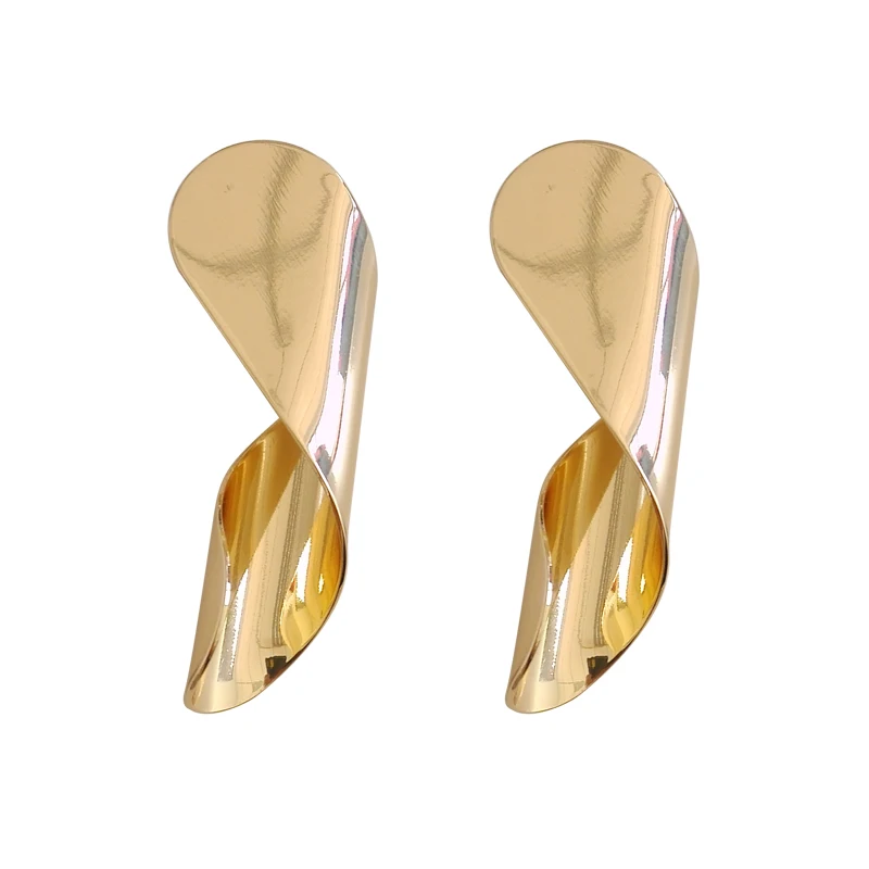 Europe and the United States minimalist metal texture creative design curve fashion students exaggerated ear studs
Europe and the United States minimalist metal texture creative design curve fashion students exaggerated ear studs