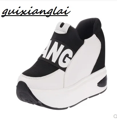 Star with a sponge cake thick bottom cover foot loafers shoes invisible inside high spring and autumn female travel shoes
Star with a sponge cake thick bottom cover foot loafers shoes invisible inside high spring and autumn female travel shoes