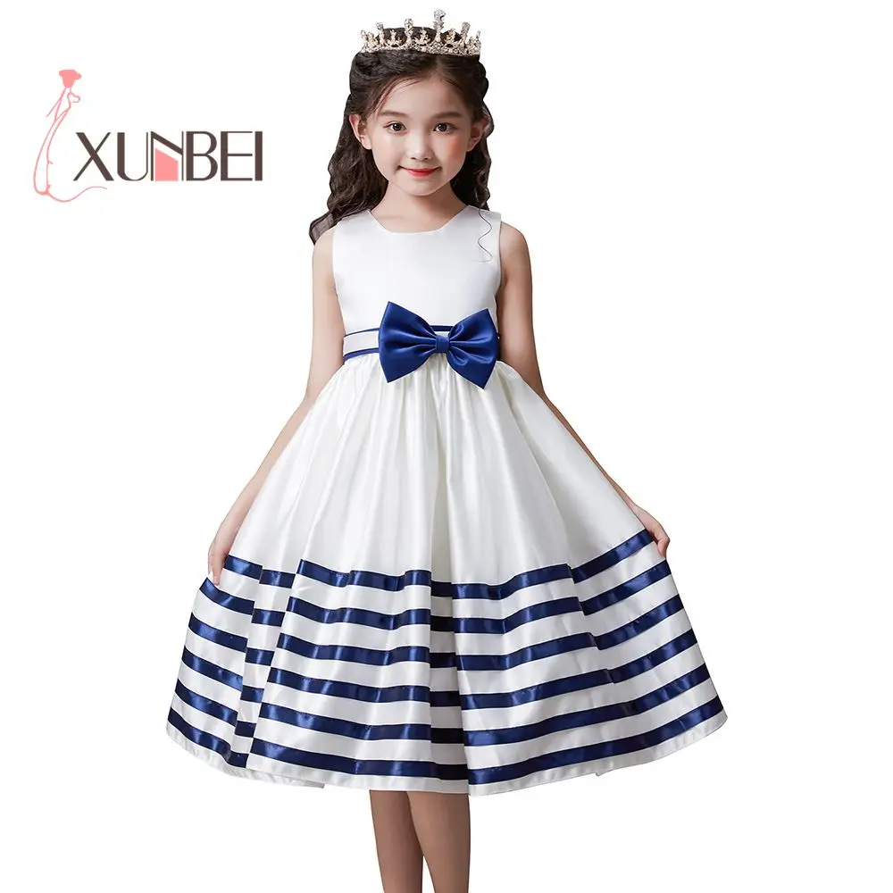 Lovely Princess Tea Length Flower Girl Dresses 2019 Bow Kids Pageant Dresses For Girls Communion Dresses Girls Dresses For Party
Lovely Princess Tea Length Flower Girl Dresses 2019 Bow Kids Pageant Dresses For Girls Communion Dresses Girls Dresses For Party