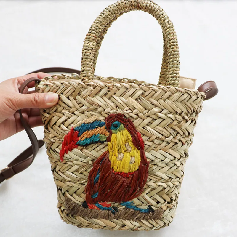 Parrot Embroidery Straw Bag Summer Hand-woven Beach Bags Women Messenger Bags Women Shoulder Bag Wholesale
Parrot Embroidery Straw Bag Summer Hand-woven Beach Bags Women Messenger Bags Women Shoulder Bag Wholesale