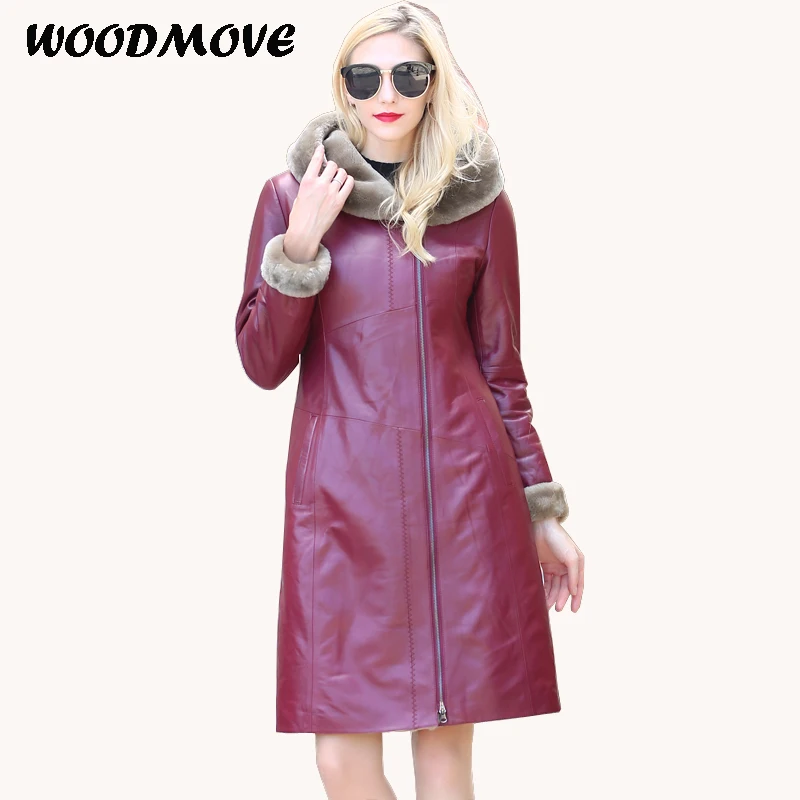 Женское зимнее пуховое пальто с натуральным мехом и капюшоном больших размеров