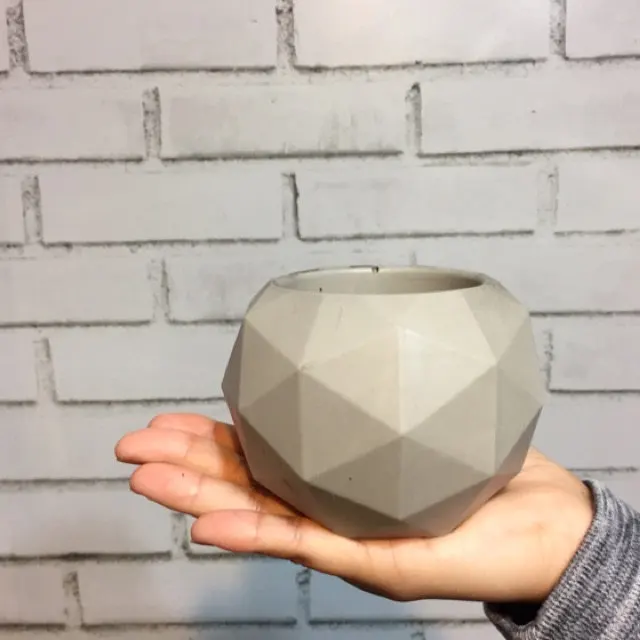 Silica Gel Mold Silicone Geodesic Sphere MEDIUM Reusable Candle Mold Concrete Mould Vase Molds Silicone Rubber PRZY Eco-friendly
Silica Gel Mold Silicone Geodesic Sphere MEDIUM Reusable Candle Mold Concrete Mould Vase Molds Silicone Rubber PRZY Eco-friendly