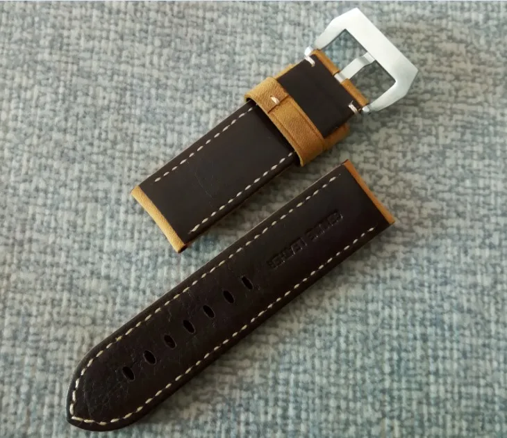 26mm High quality Cow Leather brown watch strap with 316L Stainless steel Pin buckle 008A
26mm High quality Cow Leather brown watch strap with 316L Stainless steel Pin buckle 008A