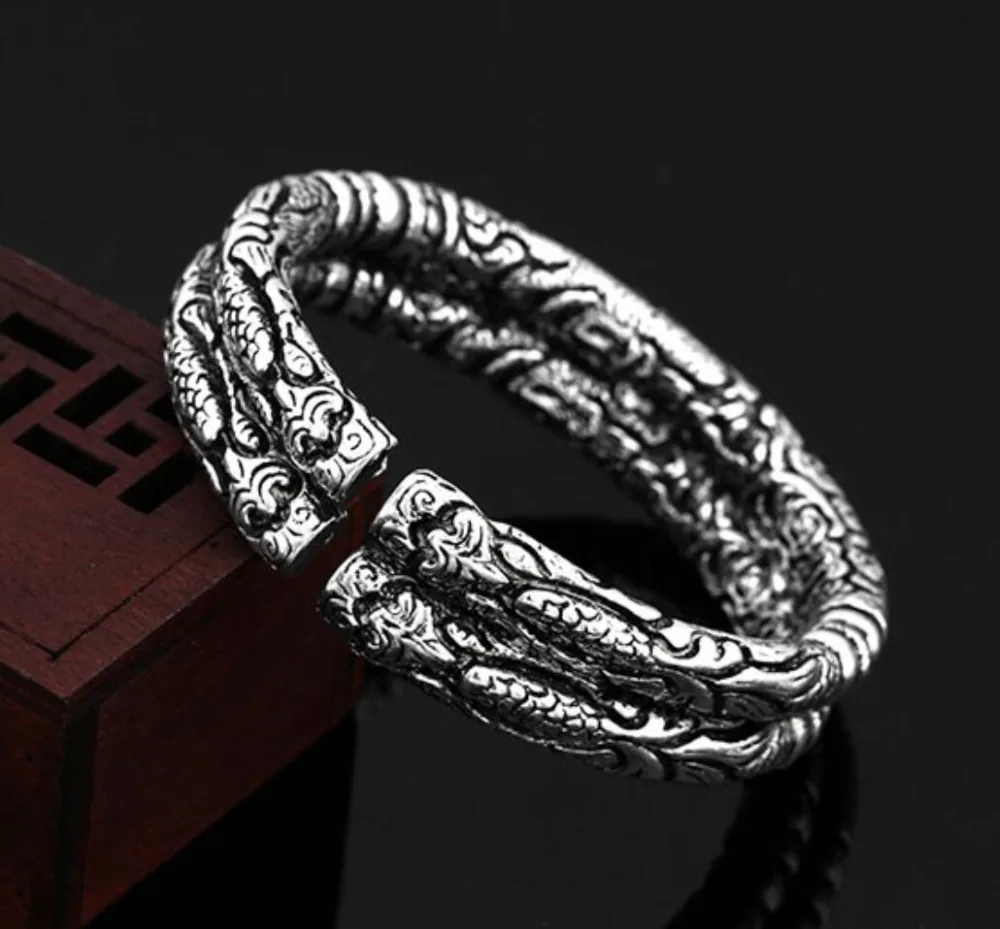 hot sell new - Wholesale -hot >> Handcrafted Old nine door with a silver plated copper Buddha Vintage Silver Bracelet bangle
hot sell new - Wholesale -hot >> Handcrafted Old nine door with a silver plated copper Buddha Vintage Silver Bracelet bangle