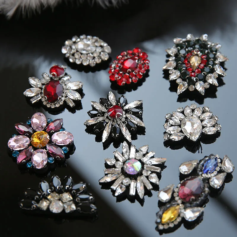 Flower beaded crystal patches sewing on Shoes Bags sequined applique decoration patch Clothing accessories Apparel RP92
Flower beaded crystal patches sewing on Shoes Bags sequined applique decoration patch Clothing accessories Apparel RP92