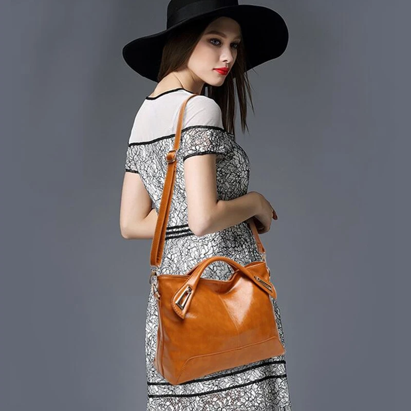 Women Oil Wax Leather Designer Handbags High Quality Shoulder Bags Ladies Handbags Fashion brand PU leather women bags LW-222
Women Oil Wax Leather Designer Handbags High Quality Shoulder Bags Ladies Handbags Fashion brand PU leather women bags LW-222
