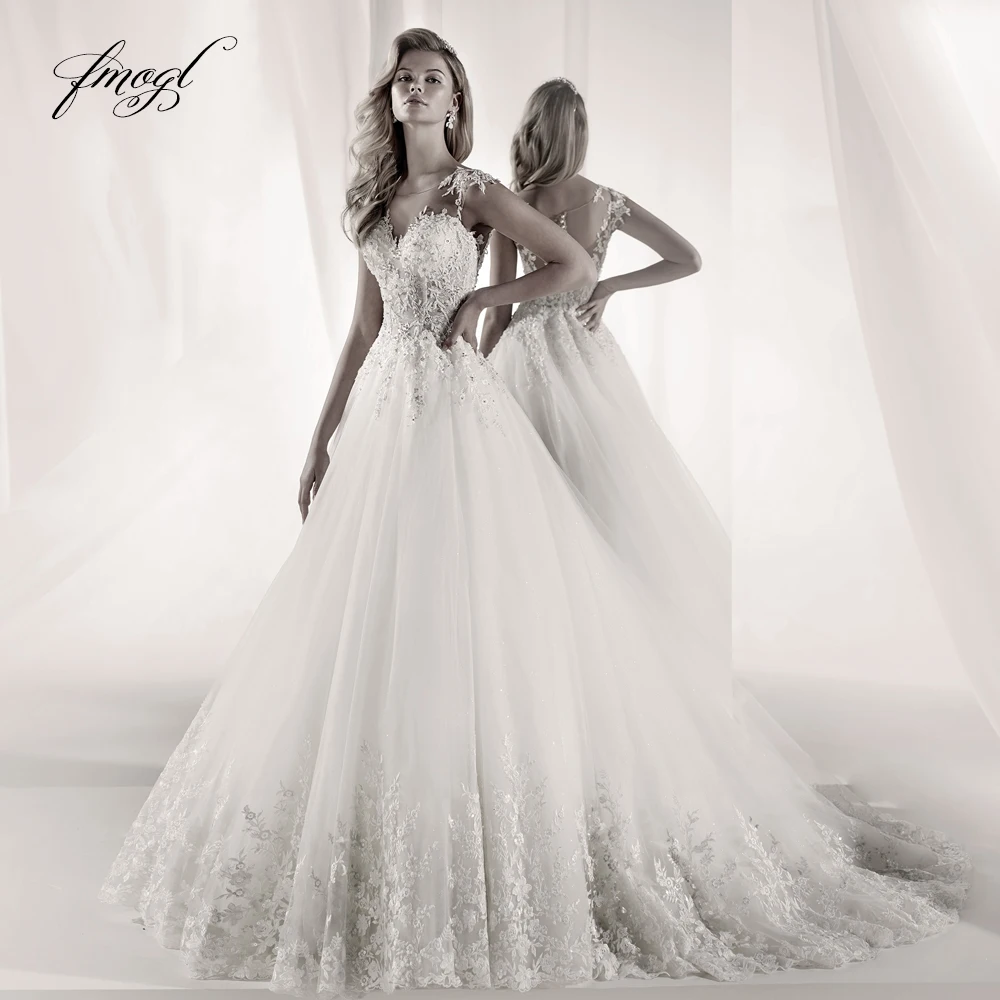 Fmogl Sexy Illusion O Neck Lace Vintage Wedding Dresses 2020 Luxury Cap Sleeve Appliques Crystal Court Train A Line Bridal Gowns
Fmogl Sexy Illusion O Neck Lace Vintage Wedding Dresses 2020 Luxury Cap Sleeve Appliques Crystal Court Train A Line Bridal Gowns