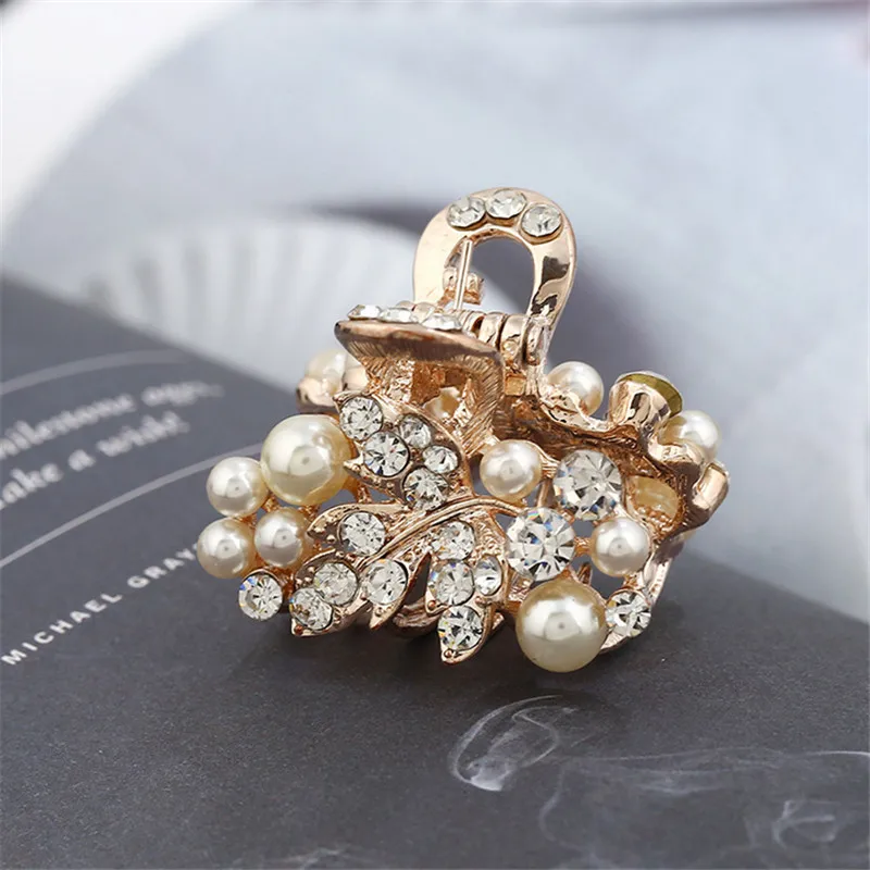 WWLB Brands Rhinestone Flowers Hair Claws Hair Jewelry Gold Color Metal Pearl Hair Crab Clip Bride Wedding Hair Accessories Gift
WWLB Brands Rhinestone Flowers Hair Claws Hair Jewelry Gold Color Metal Pearl Hair Crab Clip Bride Wedding Hair Accessories Gift