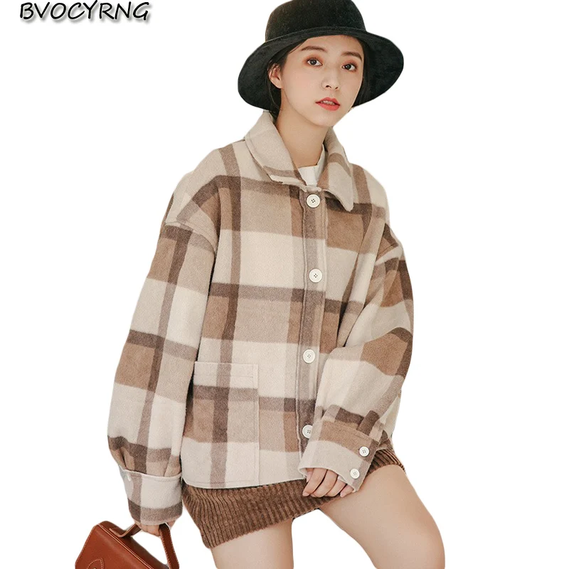 Korea plaid woolen coat women lapel short jacket 2019 autumn winter students woolen parka female fashion casual outerwear tops
Korea plaid woolen coat women lapel short jacket 2019 autumn winter students woolen parka female fashion casual outerwear tops