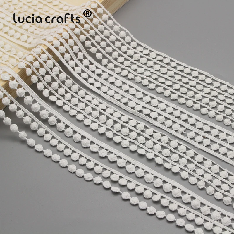 Lucia crafts 3yards/lot White Hollow Cotton Lace Fabric Trim Ribbons Headdress Sewing DIY Garment Decoration Accessory N0401
Lucia crafts 3yards/lot White Hollow Cotton Lace Fabric Trim Ribbons Headdress Sewing DIY Garment Decoration Accessory N0401