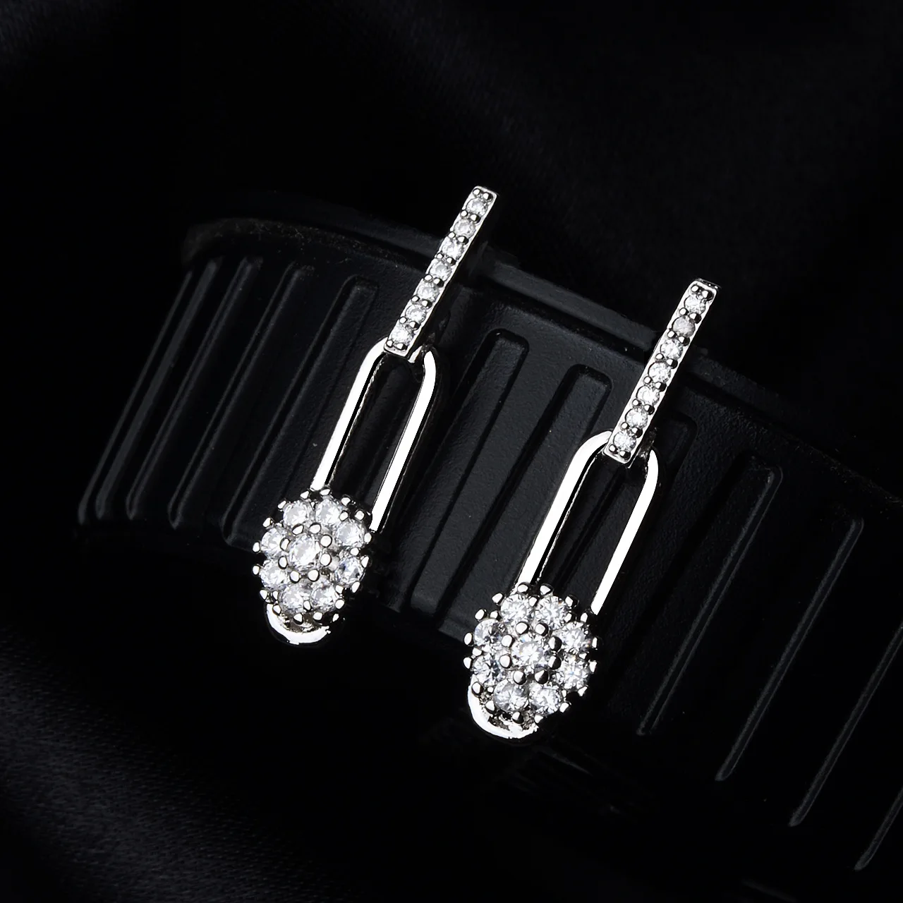S925 silver flower snowflake zircon earrings, Silver pin earrings, Fashion Jewelry Stud Earrings,
S925 silver flower snowflake zircon earrings, Silver pin earrings, Fashion Jewelry Stud Earrings,
