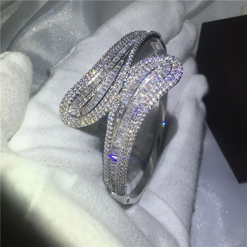 Vecalon New Fashion 5A cubic zirconia T stone Baguette bracelet Big shinning bangle White Gold Filled womens accessaries Jewelry
Vecalon New Fashion 5A cubic zirconia T stone Baguette bracelet Big shinning bangle White Gold Filled womens accessaries Jewelry