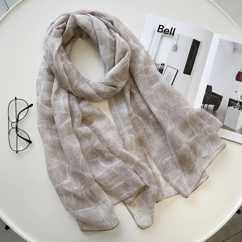 NEW 5 Colors Geometric grid print hijab Hot sale plain solid color scarf scarves fashion Muslim headband popular hijabs gorgeous
NEW 5 Colors Geometric grid print hijab Hot sale plain solid color scarf scarves fashion Muslim headband popular hijabs gorgeous