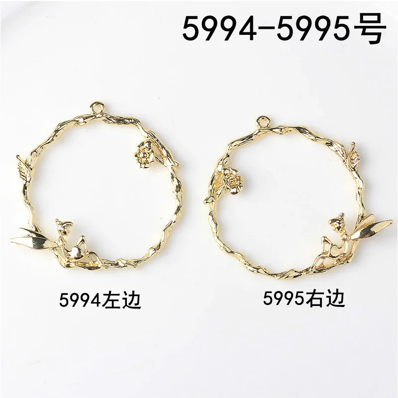 50pcs 37*39mm Gold Color Alloy Material Angel Bird Charm Circle branch pendant For Earring DIY Wedding Handmade Jewelry Making
50pcs 37*39mm Gold Color Alloy Material Angel Bird Charm Circle branch pendant For Earring DIY Wedding Handmade Jewelry Making