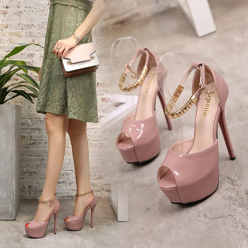 Fashion Women Shoes Sexy Stilettos High Heels 13.5CM Sexy Buckle Strap Platform Female Party Pumps Peep Toe Rivets Ladies Shoes
Fashion Women Shoes Sexy Stilettos High Heels 13.5CM Sexy Buckle Strap Platform Female Party Pumps Peep Toe Rivets Ladies Shoes