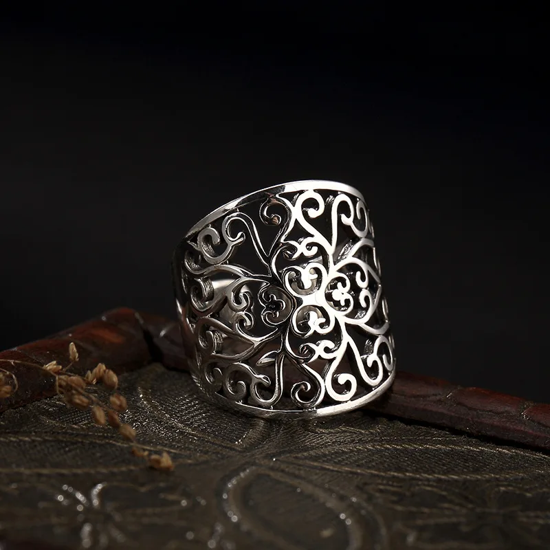 Bohemia 925 Sterling Silver Rings Women Unique Twisted Vine hollowing Ring Wedding Band Fashion Jewelry Anniversary Gift
Bohemia 925 Sterling Silver Rings Women Unique Twisted Vine hollowing Ring Wedding Band Fashion Jewelry Anniversary Gift
