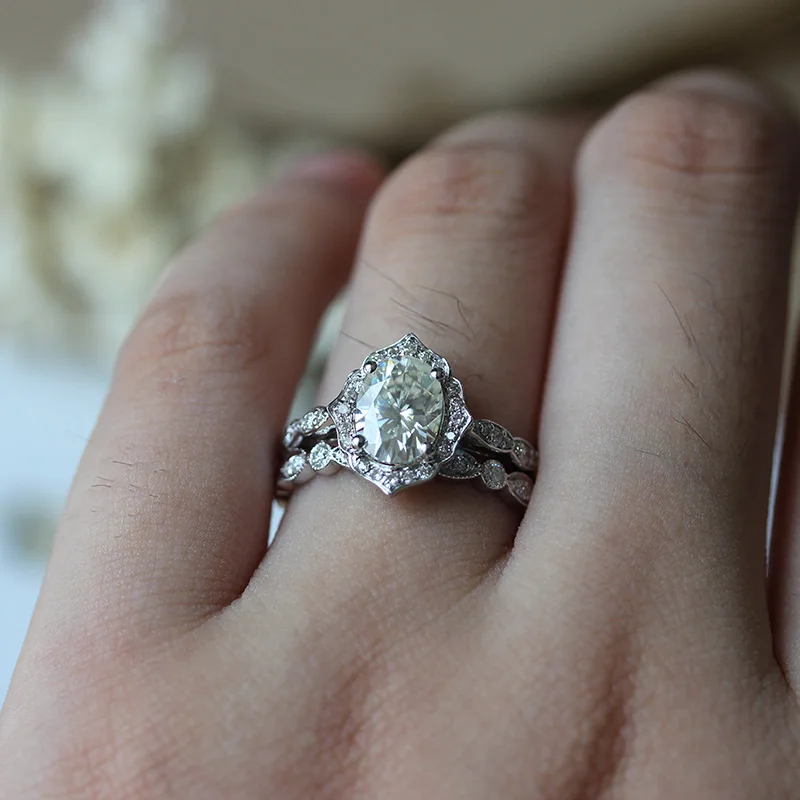 DUPUY Women Classic Engagement Ring Half Eternity Pave Setting Conflict Diamonds Ring 2PCS 14K White Gold Wedding Bands D180385
DUPUY Women Classic Engagement Ring Half Eternity Pave Setting Conflict Diamonds Ring 2PCS 14K White Gold Wedding Bands D180385