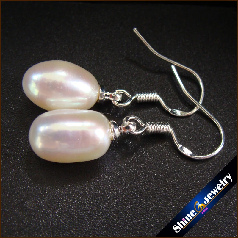 Wholesale Women's 100% Nature White freshwater pearl Dangle Earrings 925-SterlingSilver 1Pair Wedding Jewelry Free shipping Z11
Wholesale Women's 100% Nature White freshwater pearl Dangle Earrings 925-SterlingSilver 1Pair Wedding Jewelry Free shipping Z11