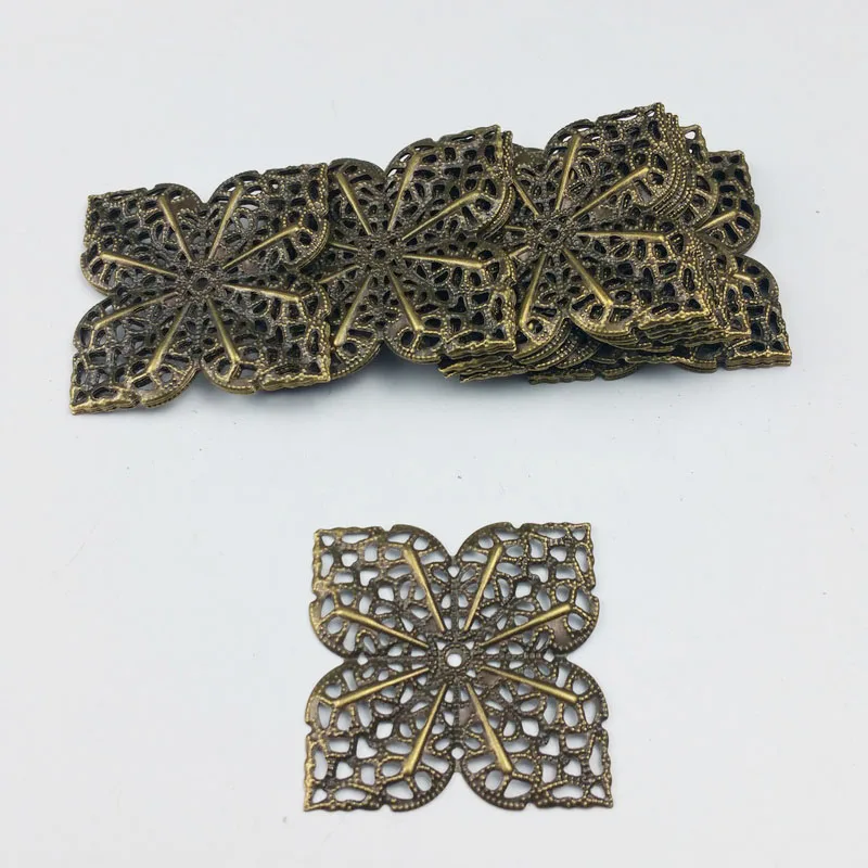 36mm 20pcs Wholesale Filigree leaf crafts Hollow Embellishments Findings,Jewelry Accessories,Bronze Tone ornaments
36mm 20pcs Wholesale Filigree leaf crafts Hollow Embellishments Findings,Jewelry Accessories,Bronze Tone ornaments