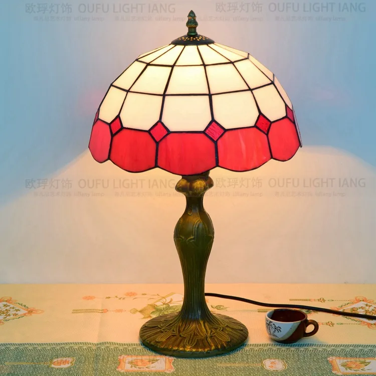 12Inch Baroque vintage Tiffany Table Lamp Country Style Stained Glass Lamp for Bedroom Bedside Lamp E27 110-240V
12Inch Baroque vintage Tiffany Table Lamp Country Style Stained Glass Lamp for Bedroom Bedside Lamp E27 110-240V
