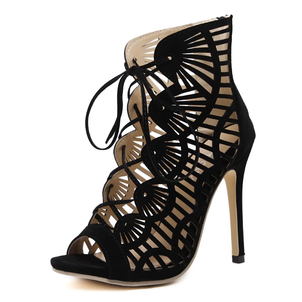 Hot style black Roman hollowed-out fish-snout sandals for fashionable and elegant ladies with high heels (above 8CM)
Hot style black Roman hollowed-out fish-snout sandals for fashionable and elegant ladies with high heels (above 8CM)