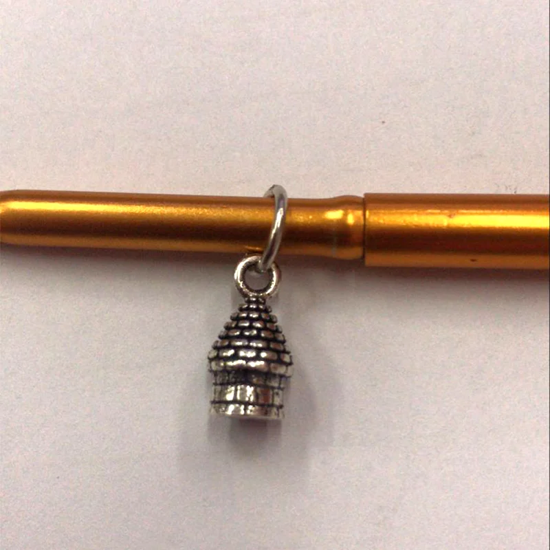 100PCS a Lot Customized 925 Sterling Silver Charm Custom Made Charms Tailor-made Small Pendant
100PCS a Lot Customized 925 Sterling Silver Charm Custom Made Charms Tailor-made Small Pendant