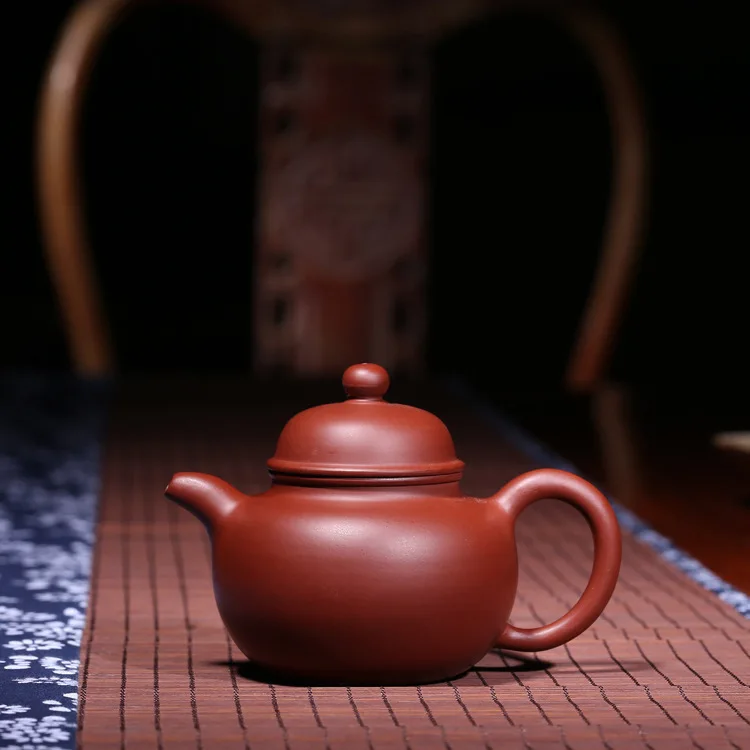 H2148 Duo ball pot of 220 cc yixing quality goods are recommended famous dahongpao manual teapot tea set!
H2148 Duo ball pot of 220 cc yixing quality goods are recommended famous dahongpao manual teapot tea set!