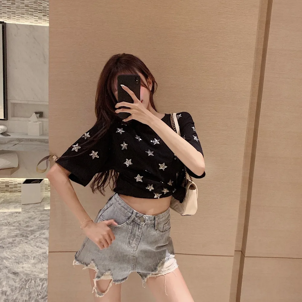 2019 summer vintage hole crimping denim shorts women europe style sequined tassel casual femme short jeans mujer plus
2019 summer vintage hole crimping denim shorts women europe style sequined tassel casual femme short jeans mujer plus