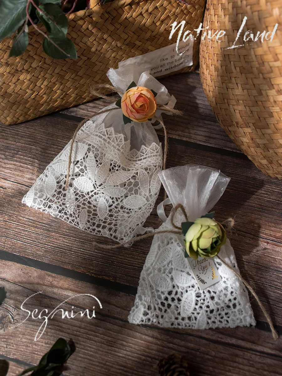 luxury white pure gift pouches wedding party faovors candy boxes with flower tags burlap decor jewelery packaging pouches decor
luxury white pure gift pouches wedding party faovors candy boxes with flower tags burlap decor jewelery packaging pouches decor