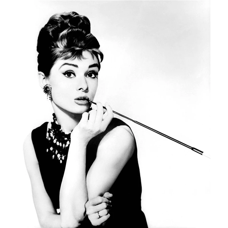 Crafts Needlework Diy Diamond paint kit stitch Square cross drill Diamond embroidery Image of rhinestone Hepburn
Crafts Needlework Diy Diamond paint kit stitch Square cross drill Diamond embroidery Image of rhinestone Hepburn