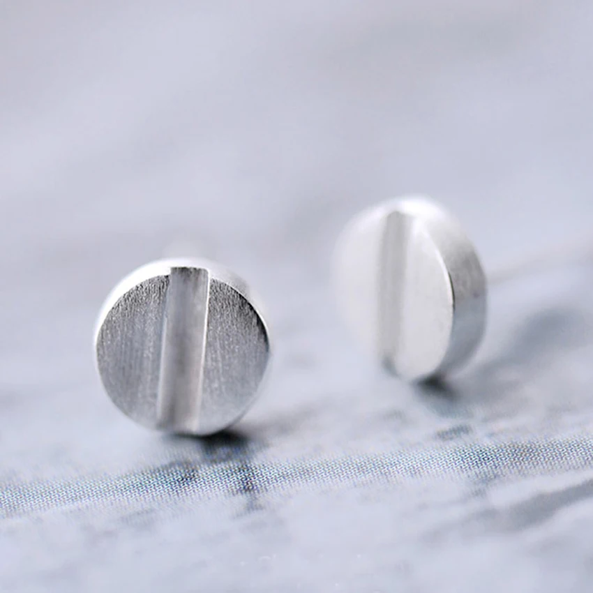 Daisies New Fashion Pure 925 Sterling Silver Screw Stud Earrings For Women Simple Design Jewelry Brincos Boho Earrings
Daisies New Fashion Pure 925 Sterling Silver Screw Stud Earrings For Women Simple Design Jewelry Brincos Boho Earrings