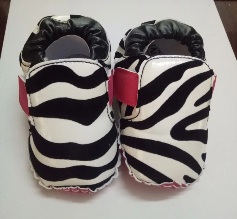 2016 Fashion style Newborn Baby Boys Cotton Canvas High quailty Shoes Casual denim Sneaker baby shoes
2016 Fashion style Newborn Baby Boys Cotton Canvas High quailty Shoes Casual denim Sneaker baby shoes