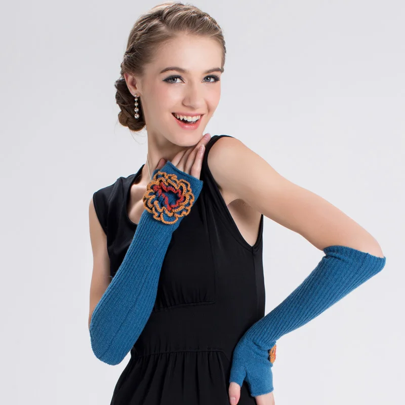 Long Winter Cashmere Wool Fingerless Women Gloves Red Blue Floral Winter Party Elbow Gloves Sleeve Arm Warmer Half Finger Gloves
Long Winter Cashmere Wool Fingerless Women Gloves Red Blue Floral Winter Party Elbow Gloves Sleeve Arm Warmer Half Finger Gloves