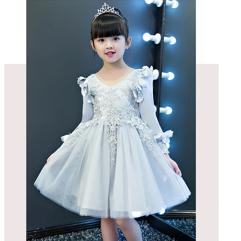 Baby girl stylish dresses velvet ball gown prom autumn children clothing 3d flower applique gown elegant beautiful v-neck party
Baby girl stylish dresses velvet ball gown prom autumn children clothing 3d flower applique gown elegant beautiful v-neck party
