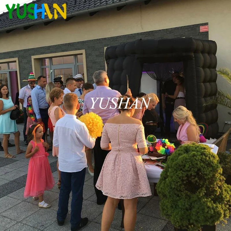 2 doors LED wedding octagon Inflatable photo booth backdrop stand with RGB LED strips and Air fan Inflatable Tent For Party
2 doors LED wedding octagon Inflatable photo booth backdrop stand with RGB LED strips and Air fan Inflatable Tent For Party