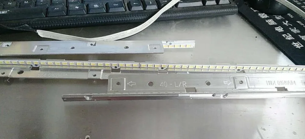 LED backlight Strip 72 leds for Samsung 40" TV UE40D6530 2011SVS40 6.5K BN64-01640A LTJ400HV01-J D410328AO UE40D6510 UE40D6540
LED backlight Strip 72 leds for Samsung 40" TV UE40D6530 2011SVS40 6.5K BN64-01640A LTJ400HV01-J D410328AO UE40D6510 UE40D6540