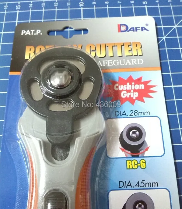 FREE SHIPPING DAFA BRAND Diy Tools Top quality Rubber Handle Rotary Cutter 45mm With Flexible Safeguard
FREE SHIPPING DAFA BRAND Diy Tools Top quality Rubber Handle Rotary Cutter 45mm With Flexible Safeguard