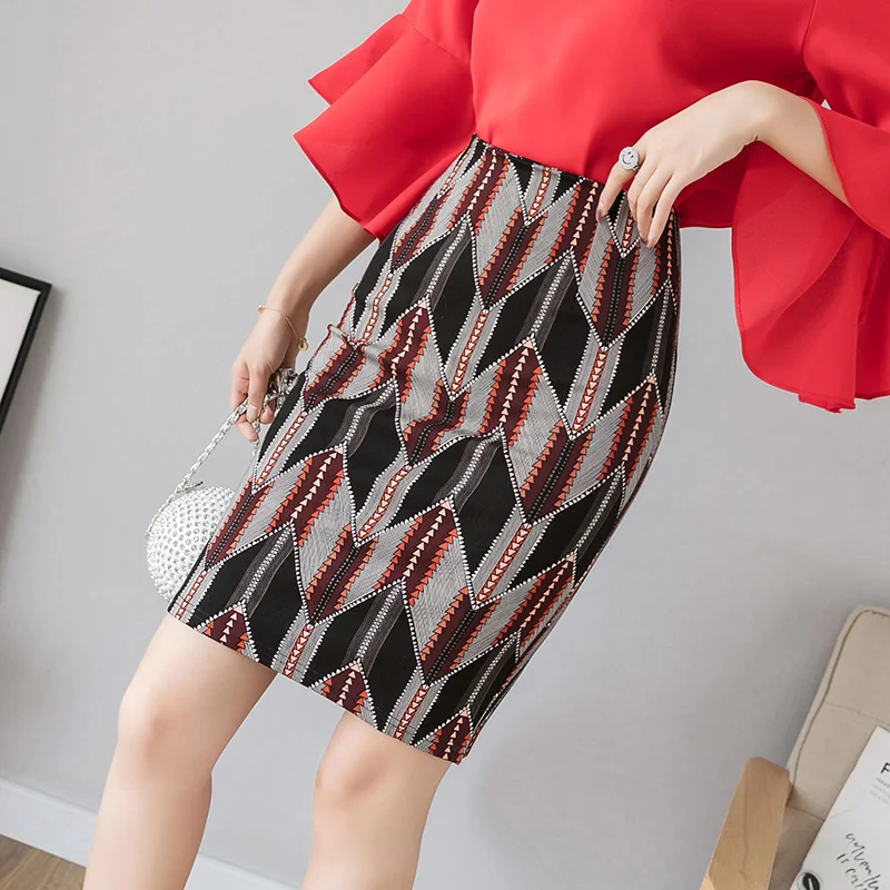 Women Pencil Skirt 2019 Summer New Fashion Slim Office Formal Skirt Ladies Bodycon Skirt Elegant Back Open Slit Skirts Plus Size
Women Pencil Skirt 2019 Summer New Fashion Slim Office Formal Skirt Ladies Bodycon Skirt Elegant Back Open Slit Skirts Plus Size