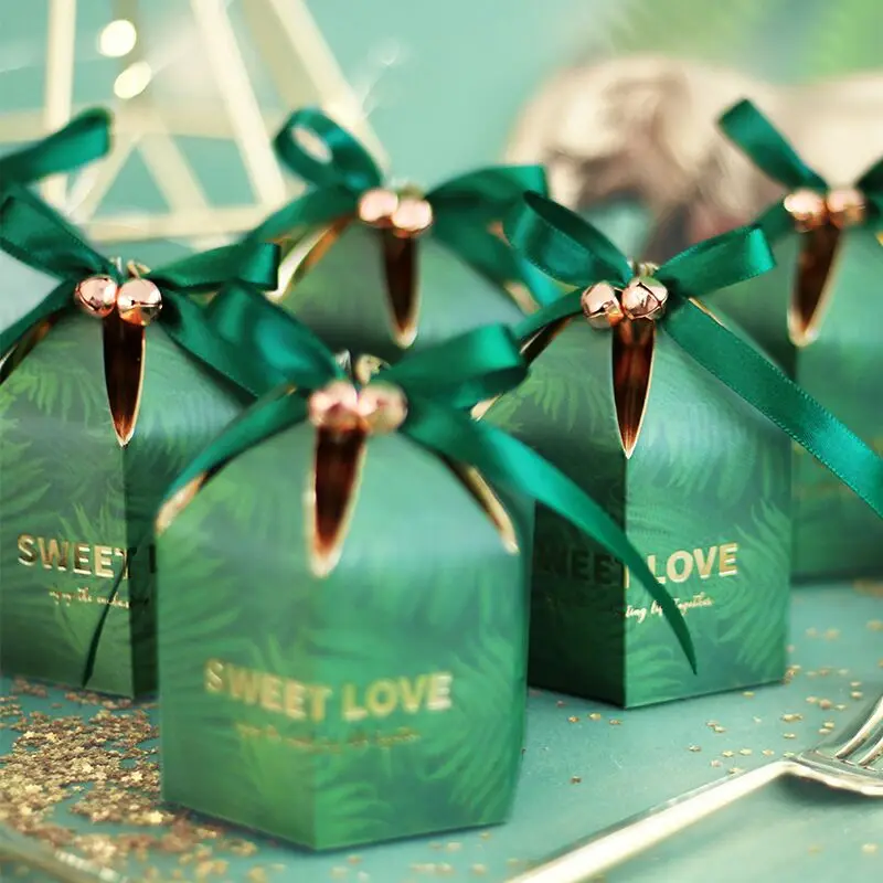New Hexagon Yurt Style Gift Box Packaging Wedding Favors Candy Box Wedding Decoration Party Supplies Paper Bag With Ribbon&Bell
New Hexagon Yurt Style Gift Box Packaging Wedding Favors Candy Box Wedding Decoration Party Supplies Paper Bag With Ribbon&Bell