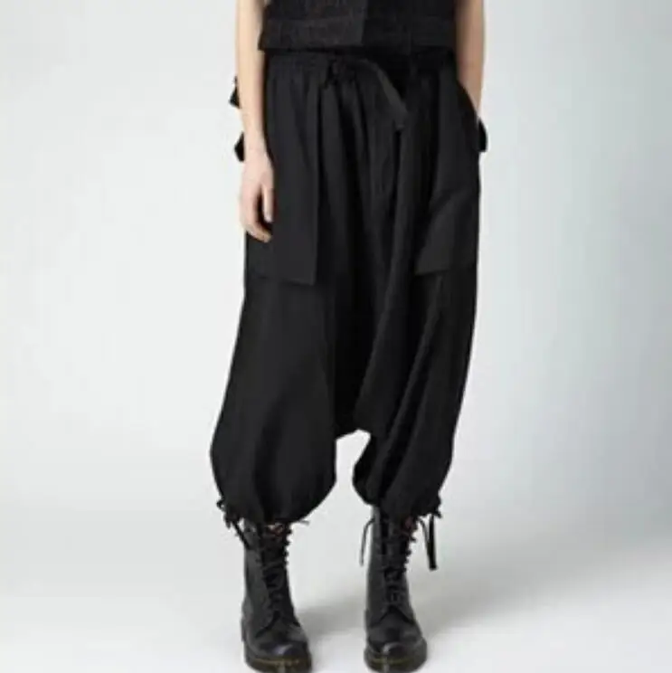 27-44 HOT / Spring Men's New Fashion Personality Black wide-brimmed lantern flying squirrel pants with large size
27-44 HOT / Spring Men's New Fashion Personality Black wide-brimmed lantern flying squirrel pants with large size