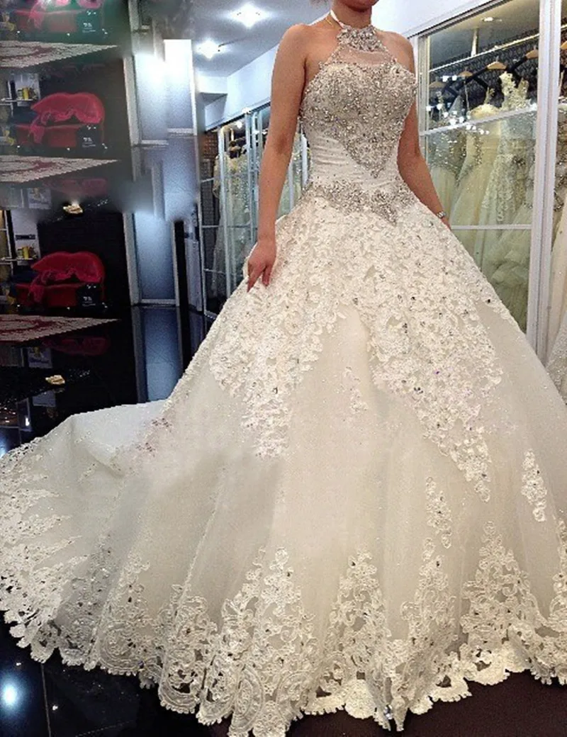 Роскошное Свадебное платье принцессы Vestido De Noiva, свадебные платья с бисером и кристаллами и длинным шлейфом, изготовленные на заказ
Роскошное Свадебное платье принцессы Vestido De Noiva, свадебные платья с бисером и кристаллами и длинным шлейфом, изготовленные на заказ