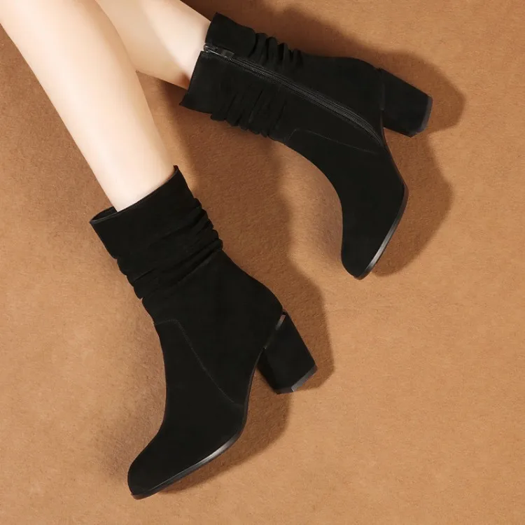 MLJUESE 2019 women Mid-calf boots cow suede pleated short plush winter warm fur boots high heels women boots size 34-43
MLJUESE 2019 women Mid-calf boots cow suede pleated short plush winter warm fur boots high heels women boots size 34-43